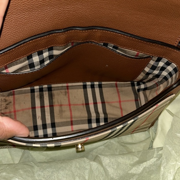 Burberry women’s bag ￼ - Picture 9 of 11